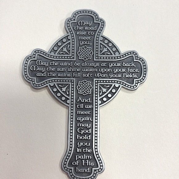 Irish Blessing Pewter Finish Metal Wall Cross - Picture 1 of 2